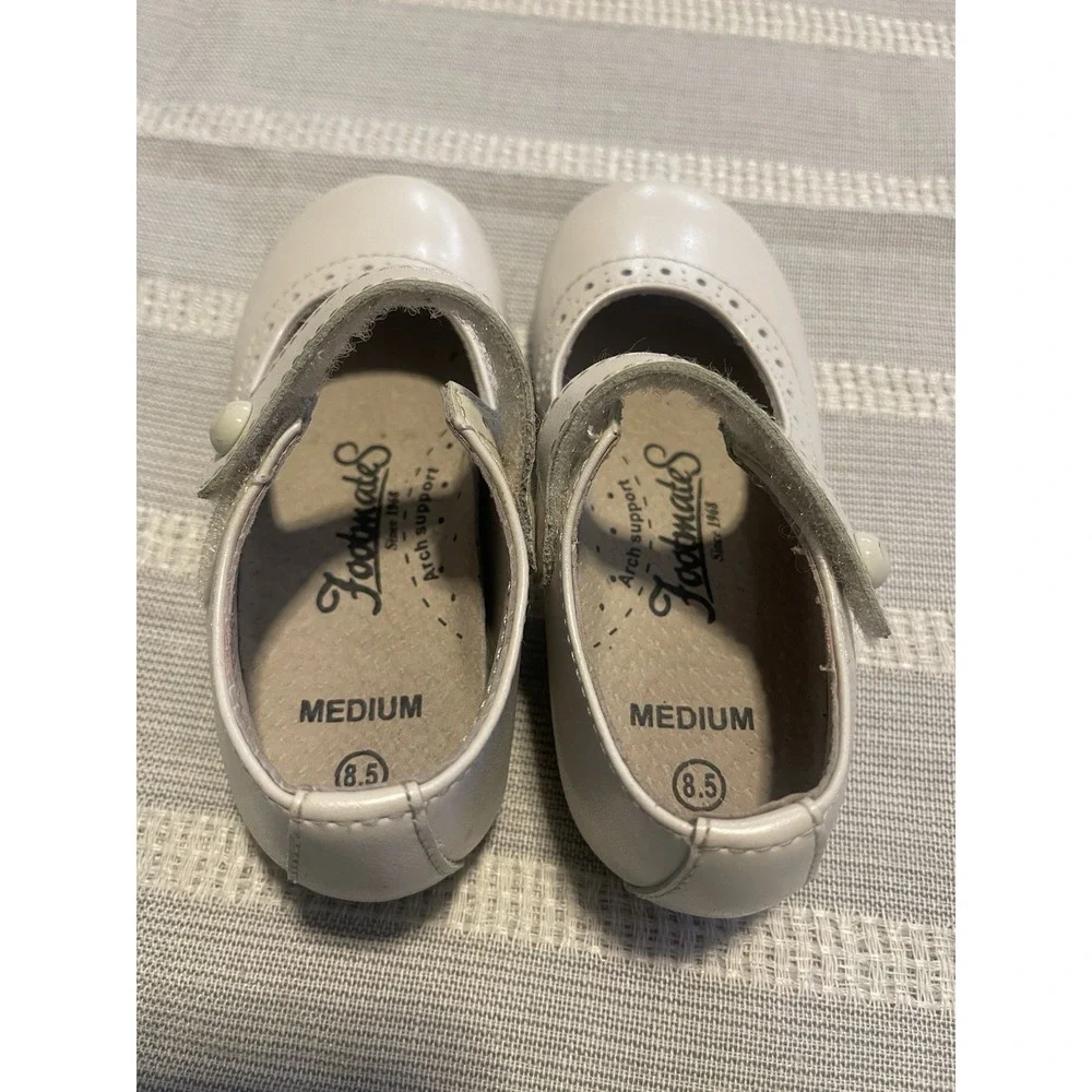 footmates girls shoes Emma Shoe Size 8.5 Pearl White Leather
